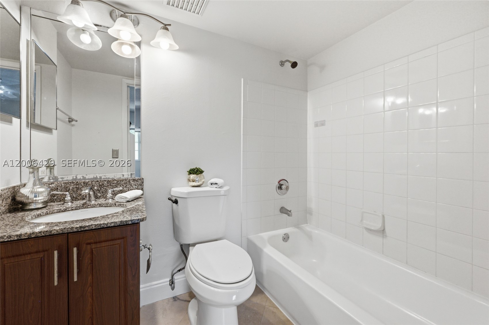 2451 Centergate Dr 303 Property Photo 31