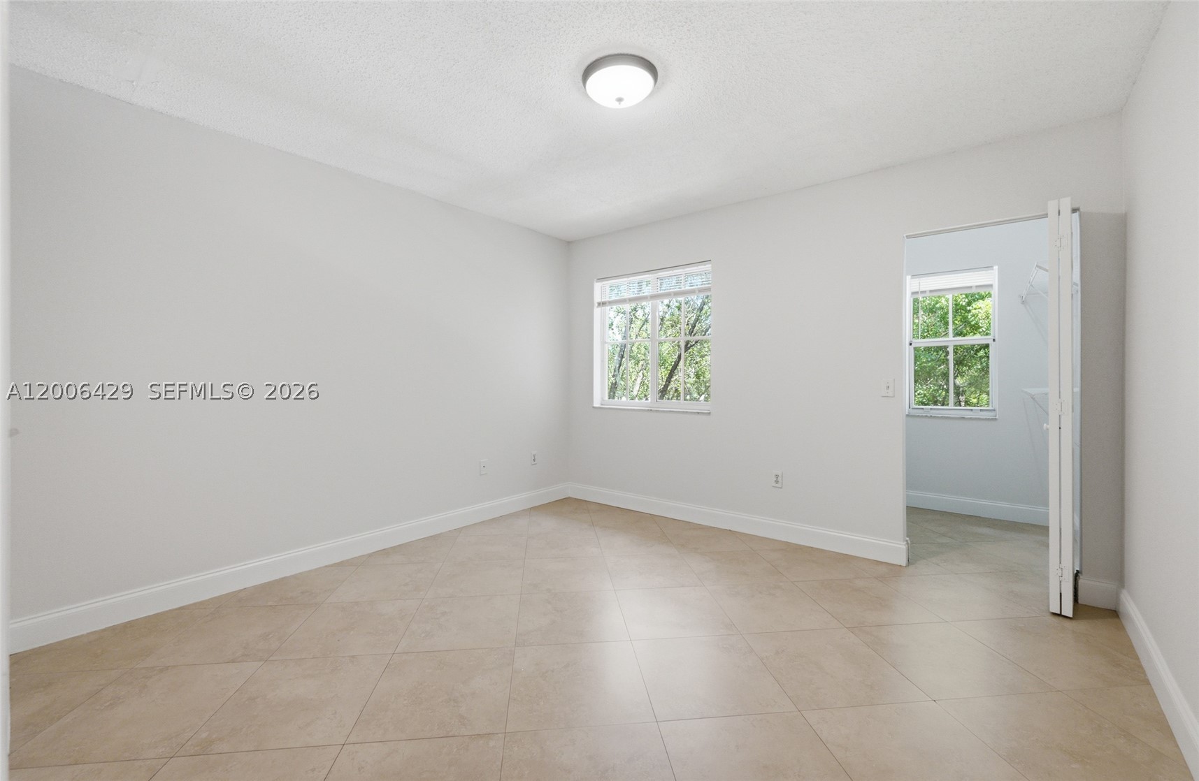 2451 Centergate Dr 303 Property Photo 33