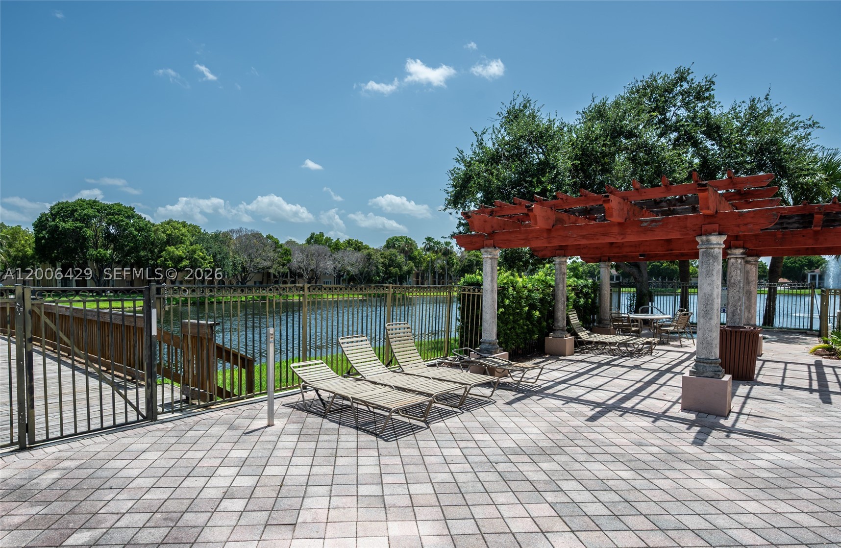 2451 Centergate Dr 303 Property Photo 44