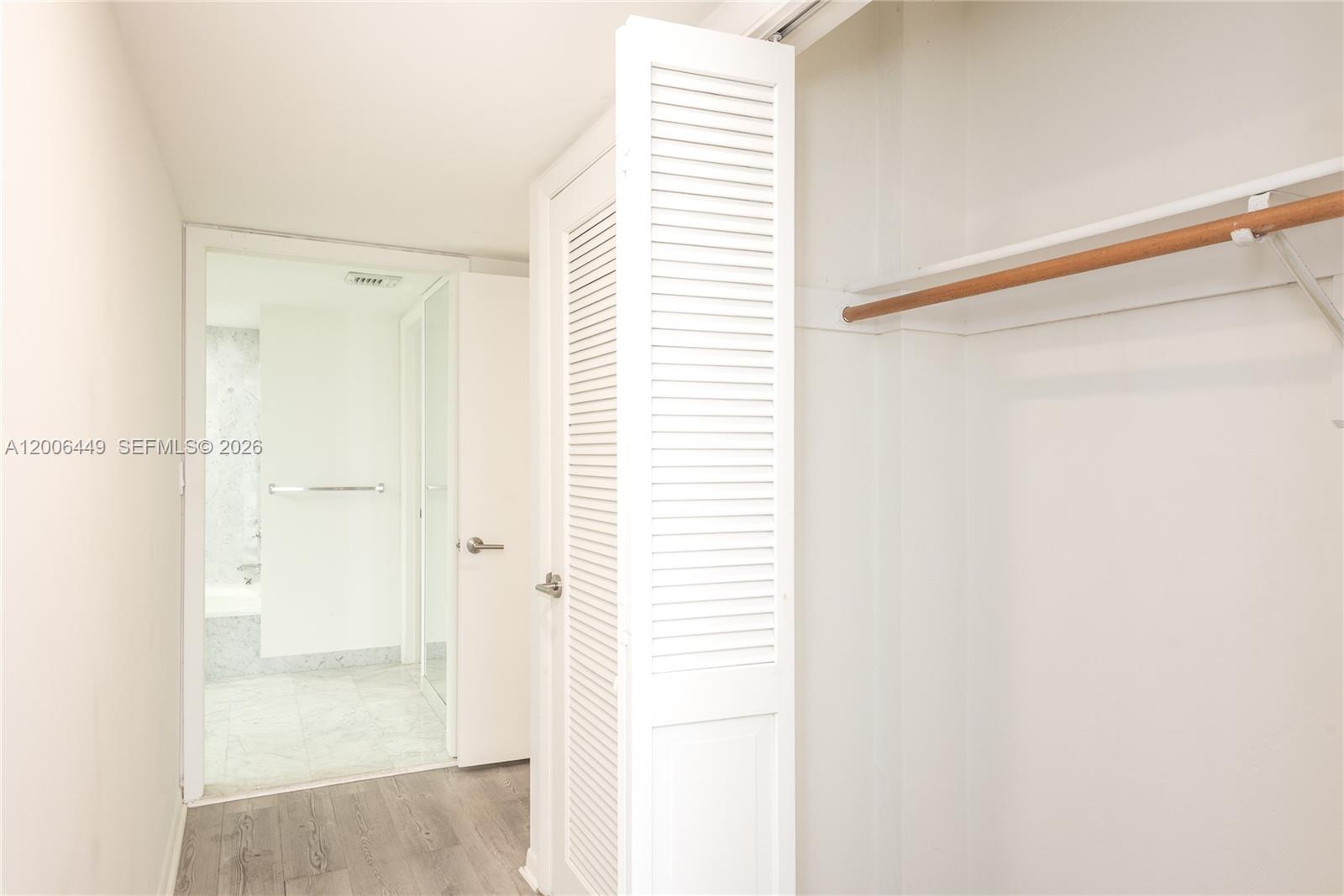 600 Grapetree Dr 8fs Property Photo 15