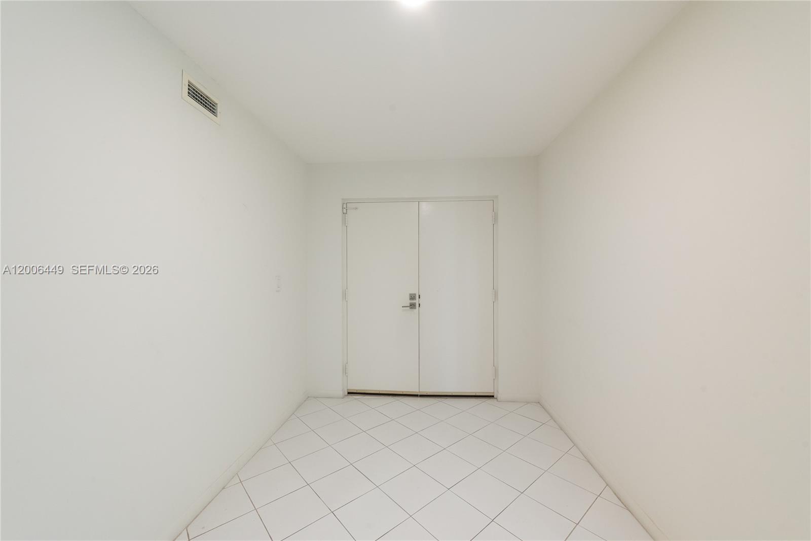 600 Grapetree Dr 8fs Property Photo 26