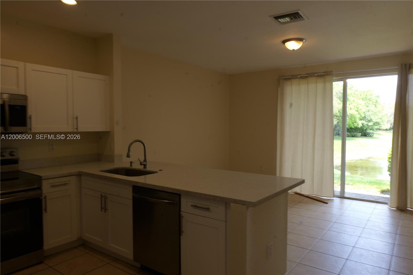 8220 Sw 25th Ct 106 Property Photo 12