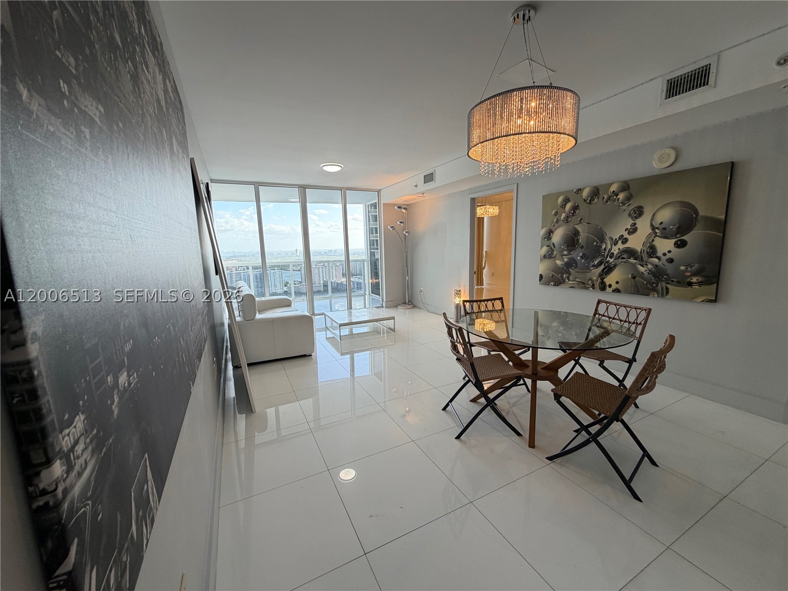 18201 Collins Ave 5105 Property Photo 5
