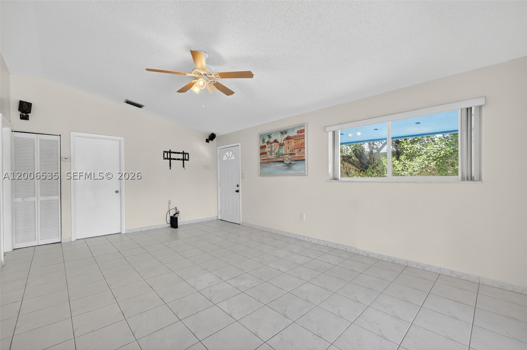 414 Mahogany Ave Property Photo 16
