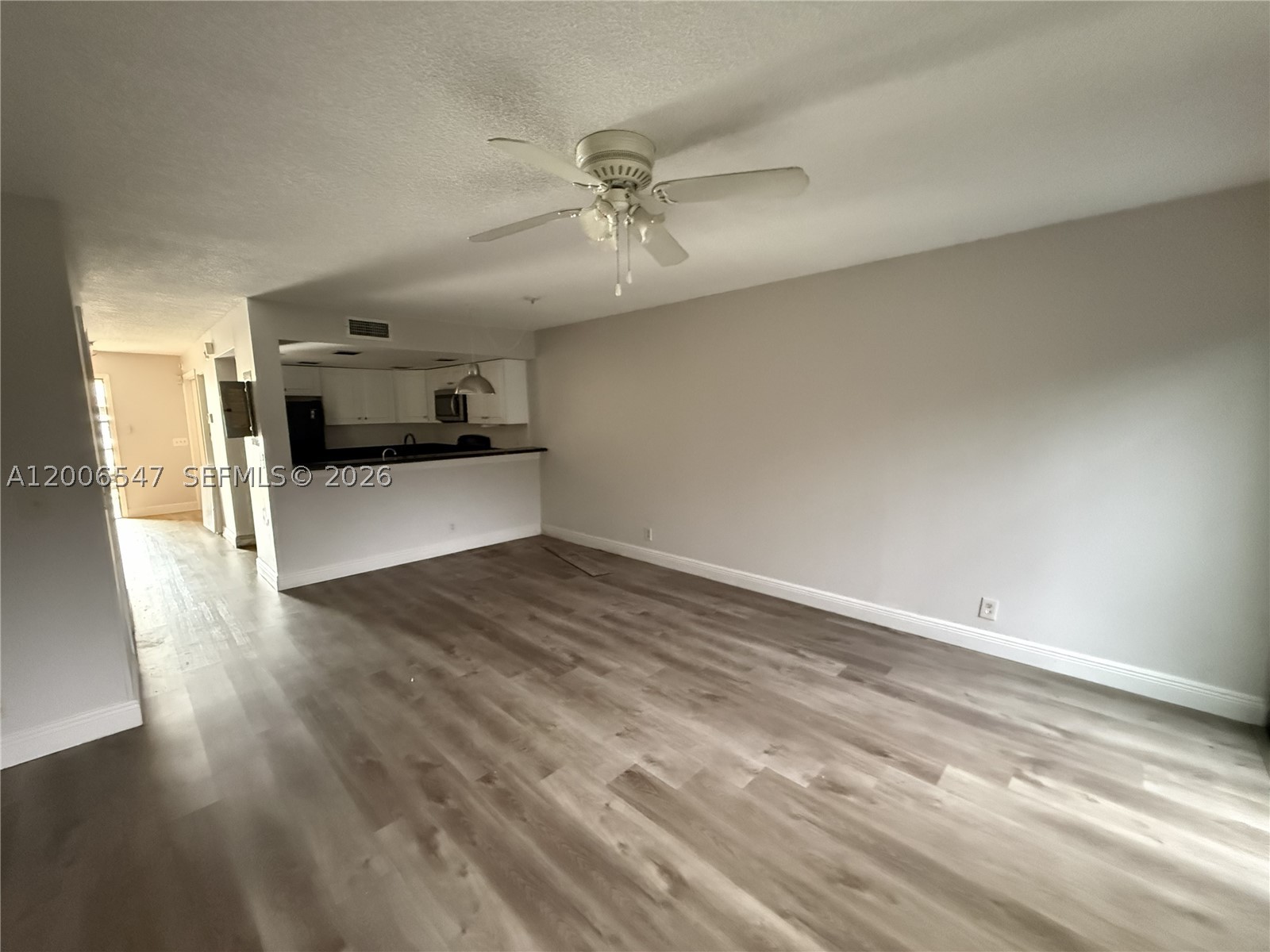 4220 Sw 71st Way Property Photo 3
