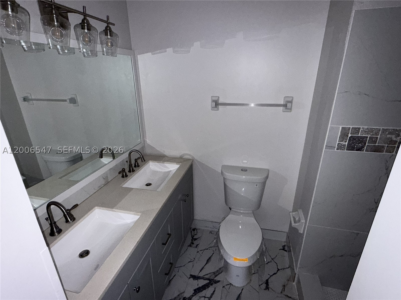 4220 Sw 71st Way Property Photo 5