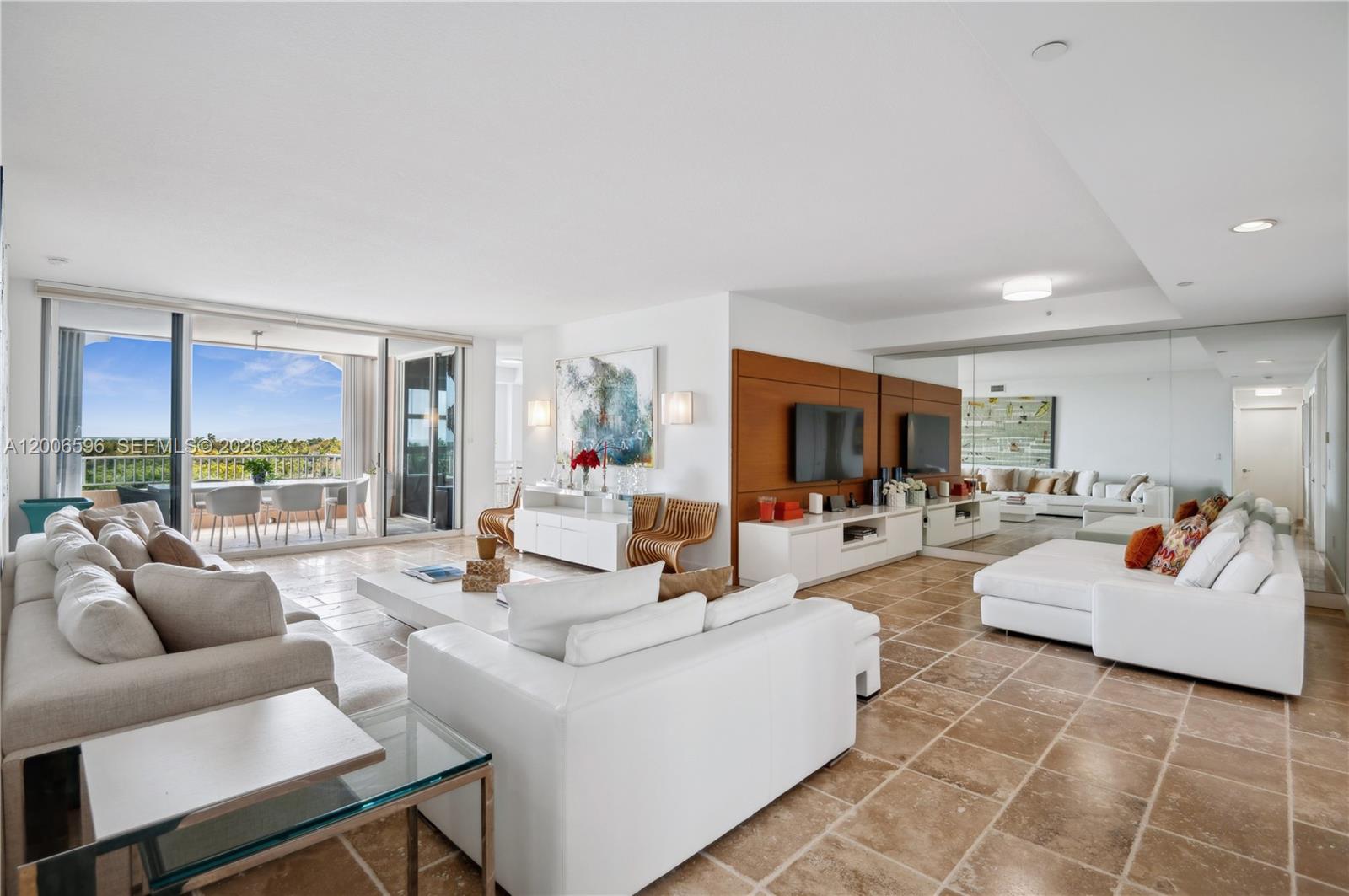 747 Crandon Blvd PH10 Property Photo 1