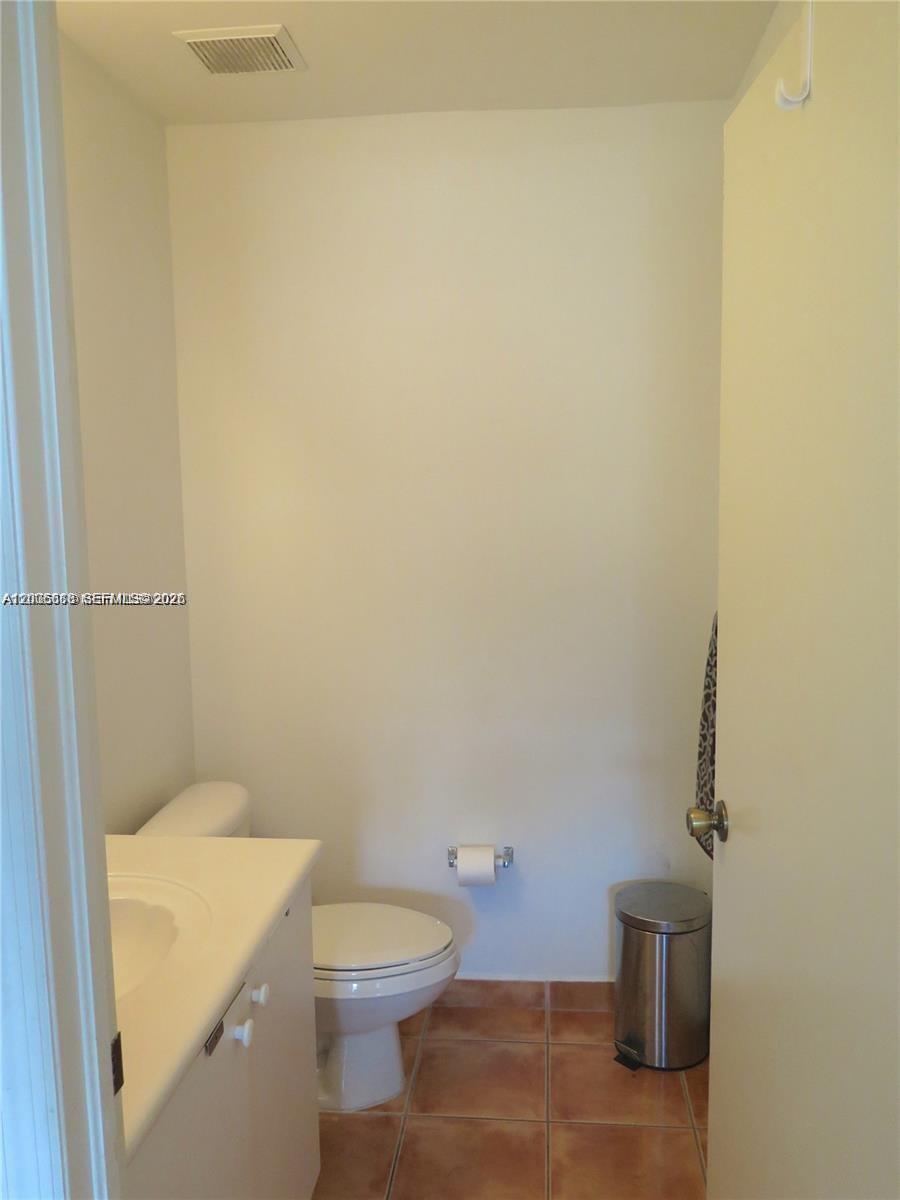 6202 Nw 116th Pl 443 Property Photo 12
