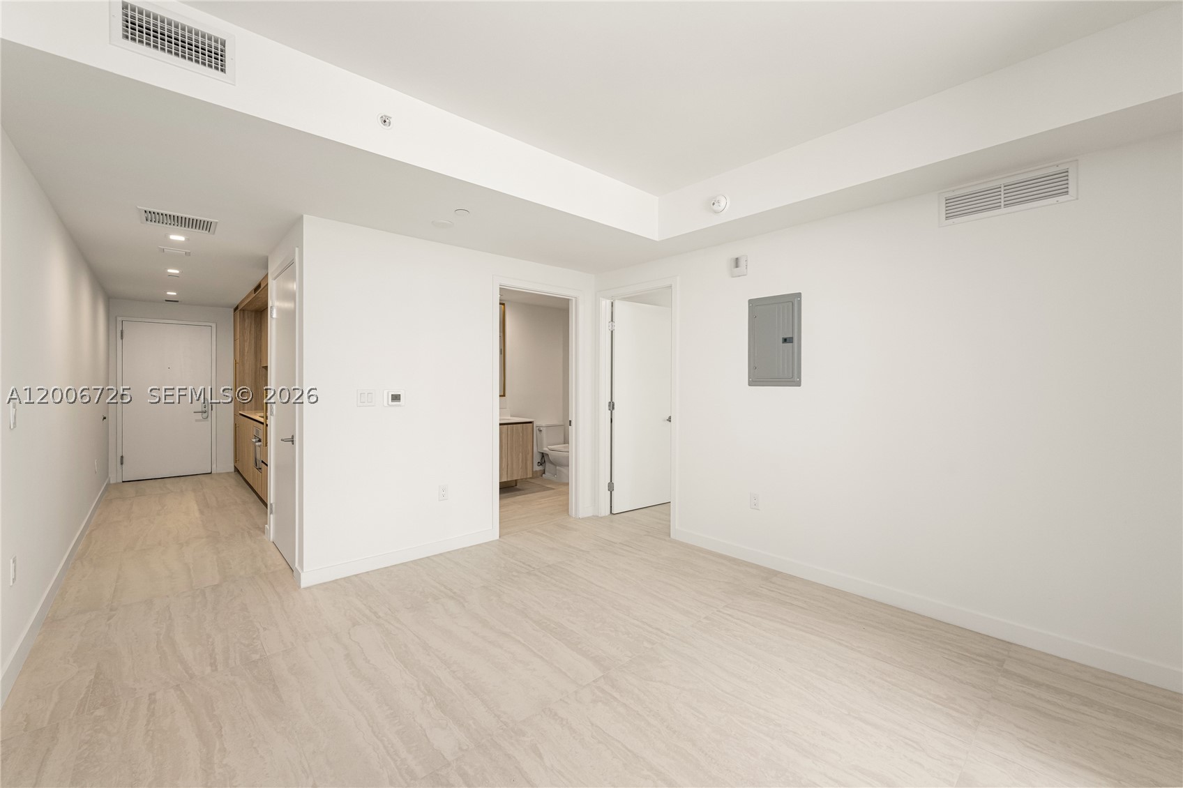 77 Se 5th St. 1505 Property Photo 26