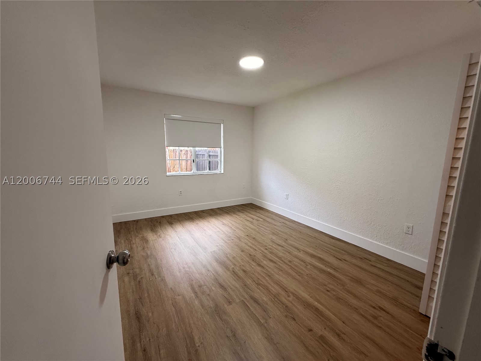 15741 Nw 40th Ct B Property Photo 5