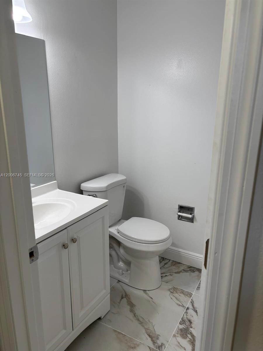 5327 Commercial Way B105 Property Photo 8