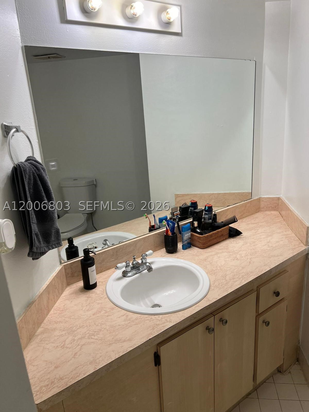 7125 Nw 186th St B502 Property Photo 3