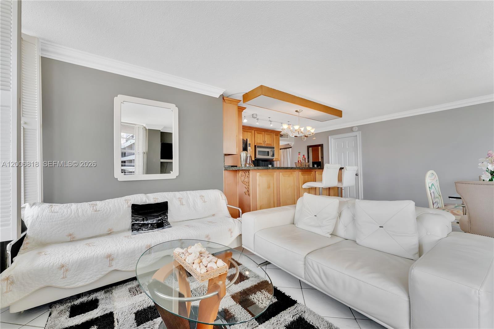 5555 Collins Ave 16a Property Photo 4