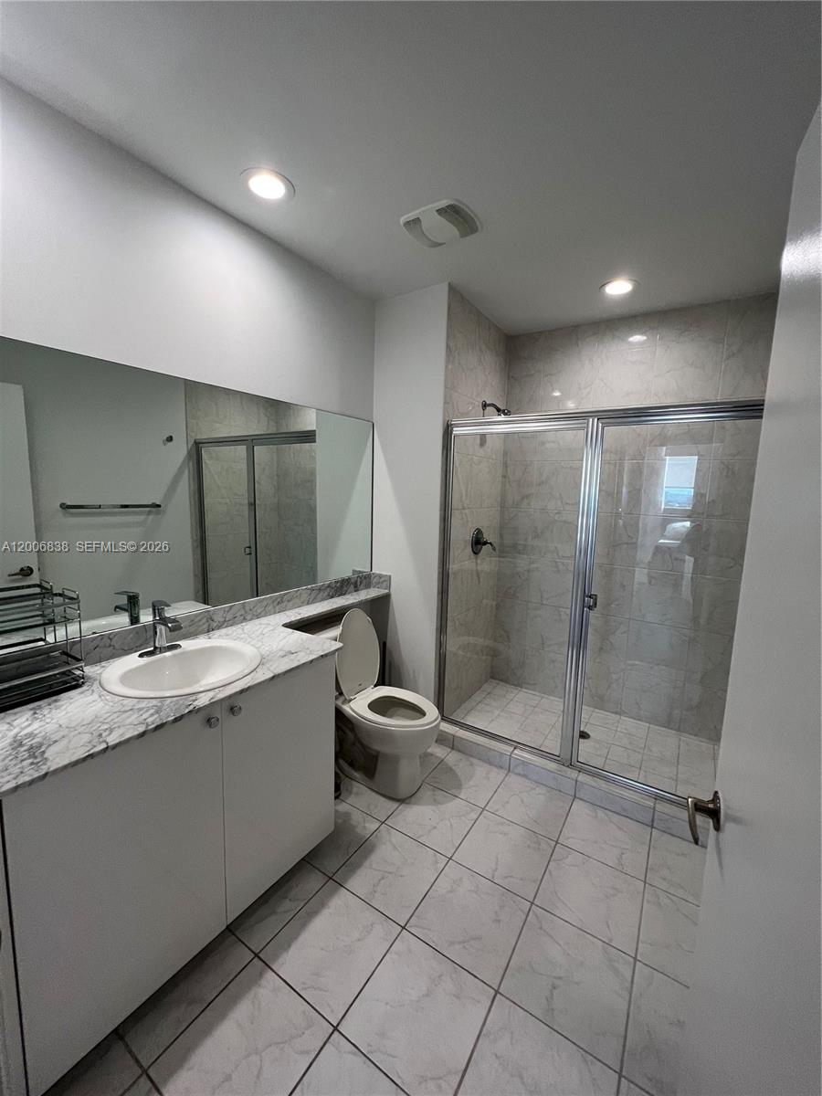 18800 Ne 29th Ave Ph25 Property Photo 4