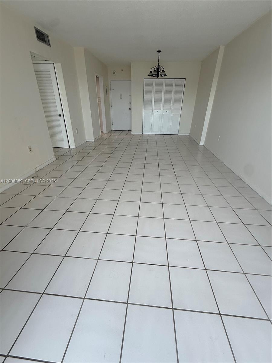 400 Kings Point Dr 608 Property Photo 6
