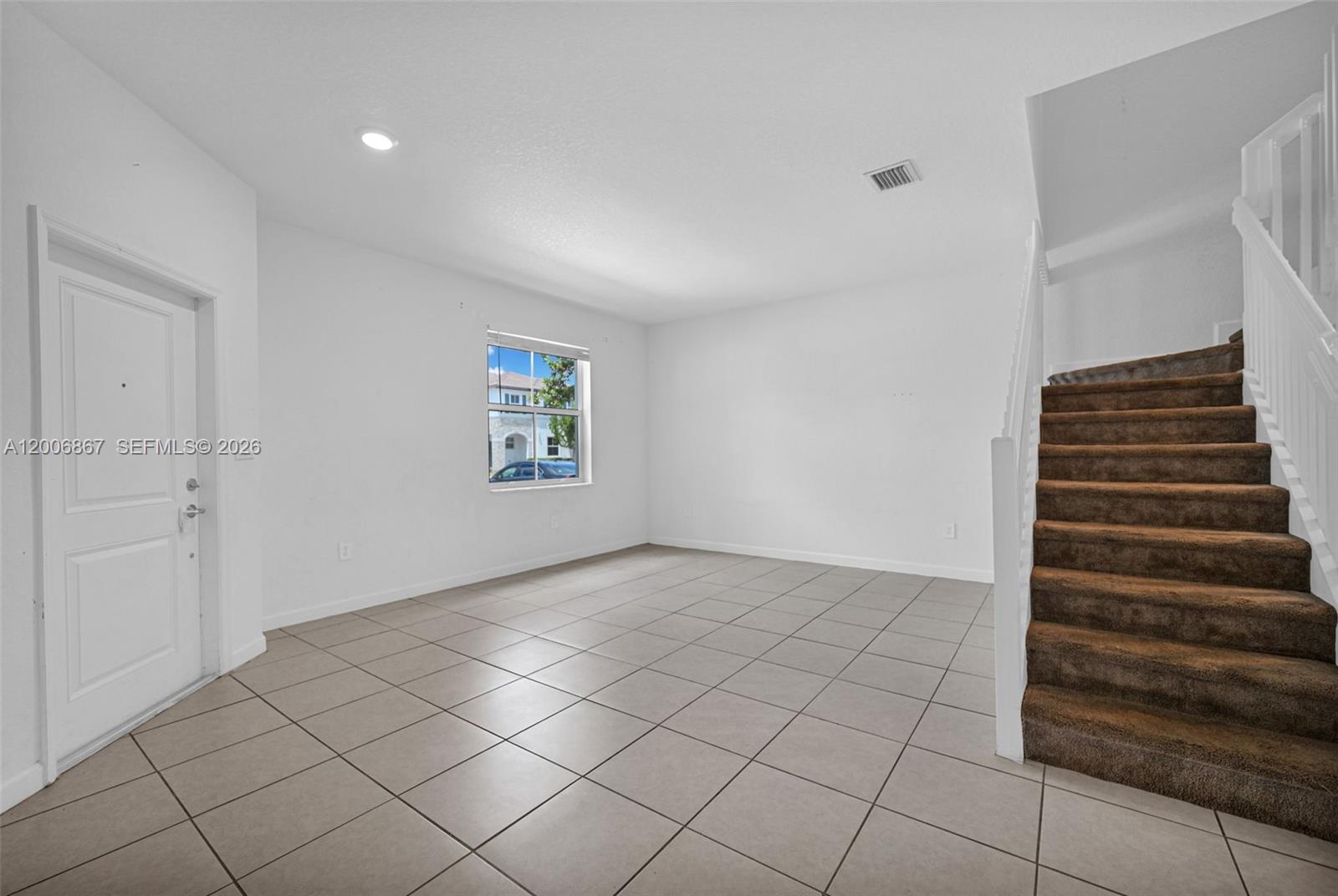 12429 Nw 23rd Ct Property Photo 4