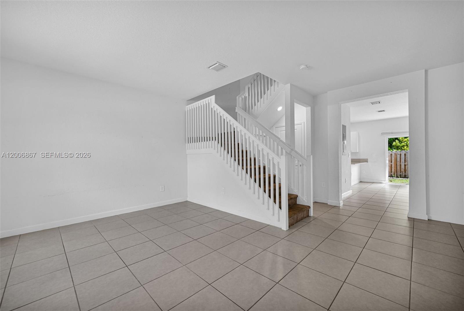 12429 Nw 23rd Ct Property Photo 5