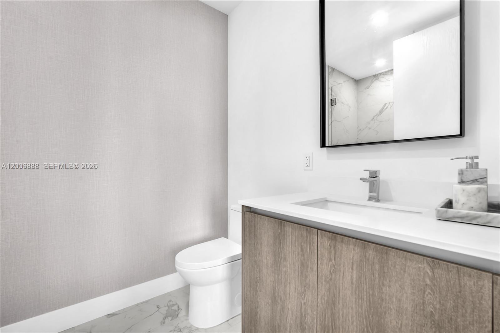 17550 Collins Ave 1002 Property Photo 16