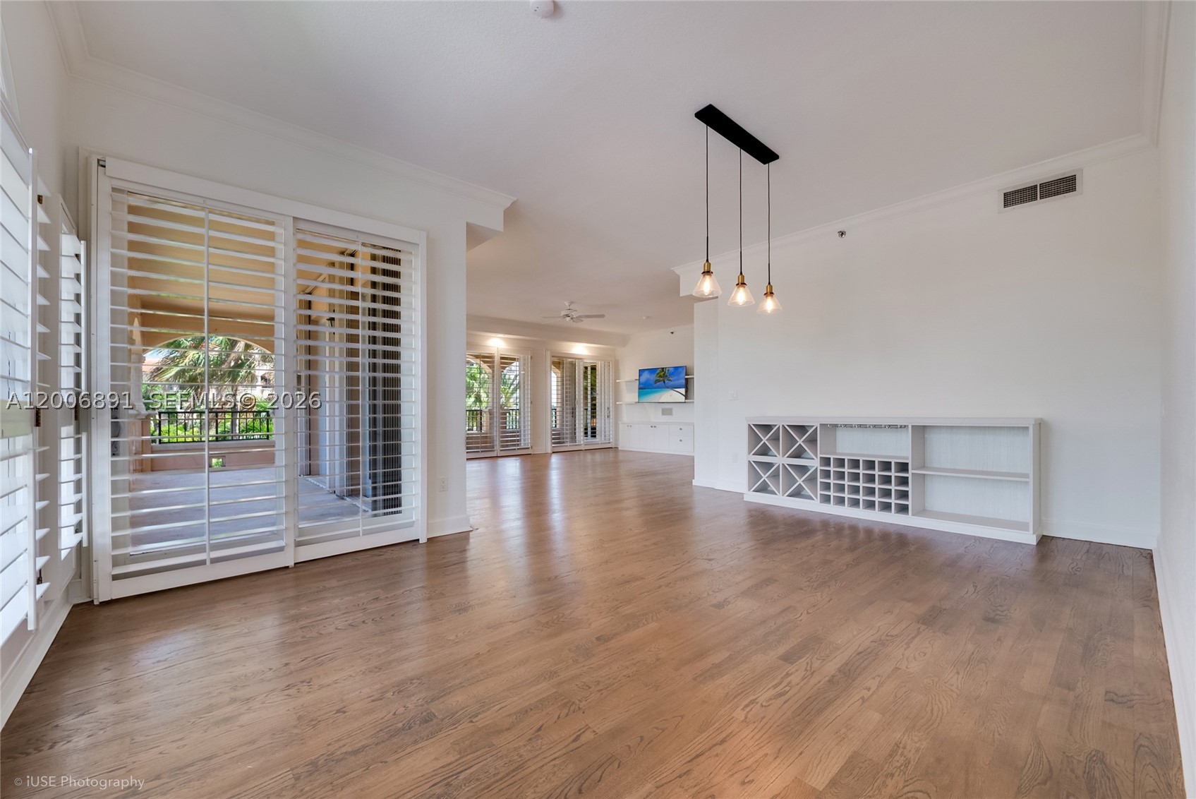 13643 Deering Bay Dr 146 Property Photo 4