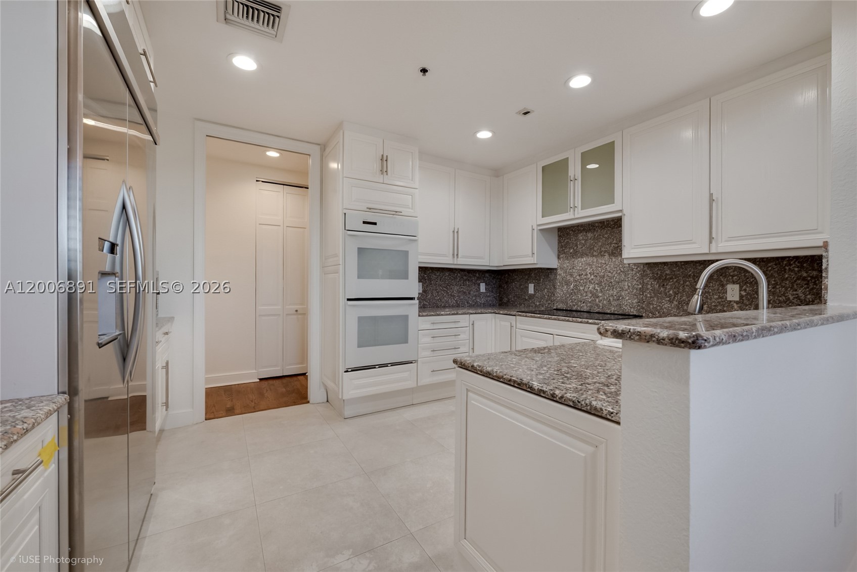 13643 Deering Bay Dr 146 Property Photo 6
