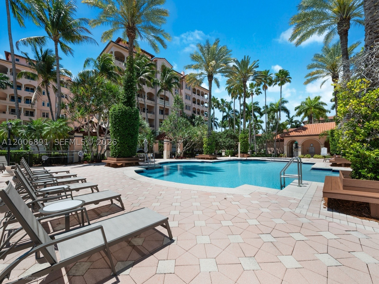 13643 Deering Bay Dr 146 Property Photo 18