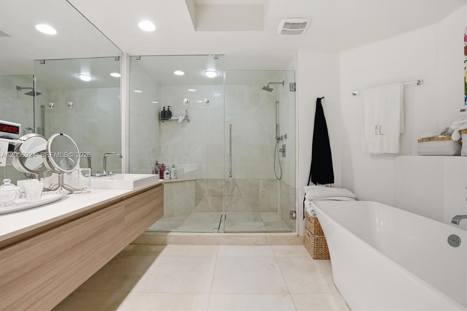 17301 Biscayne Blvd 1905 Property Photo 26
