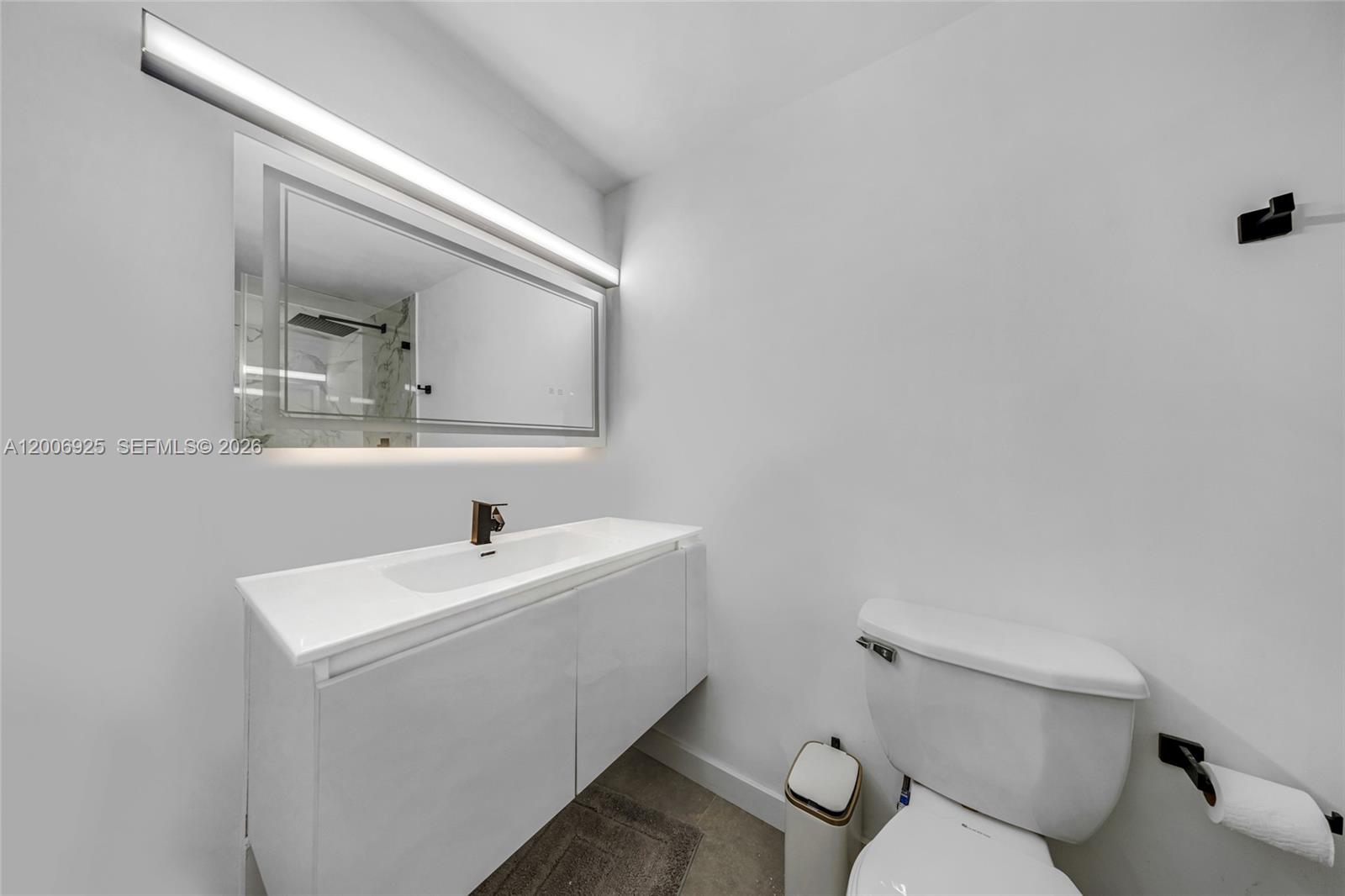 1000 West Ave 702 Property Photo 16