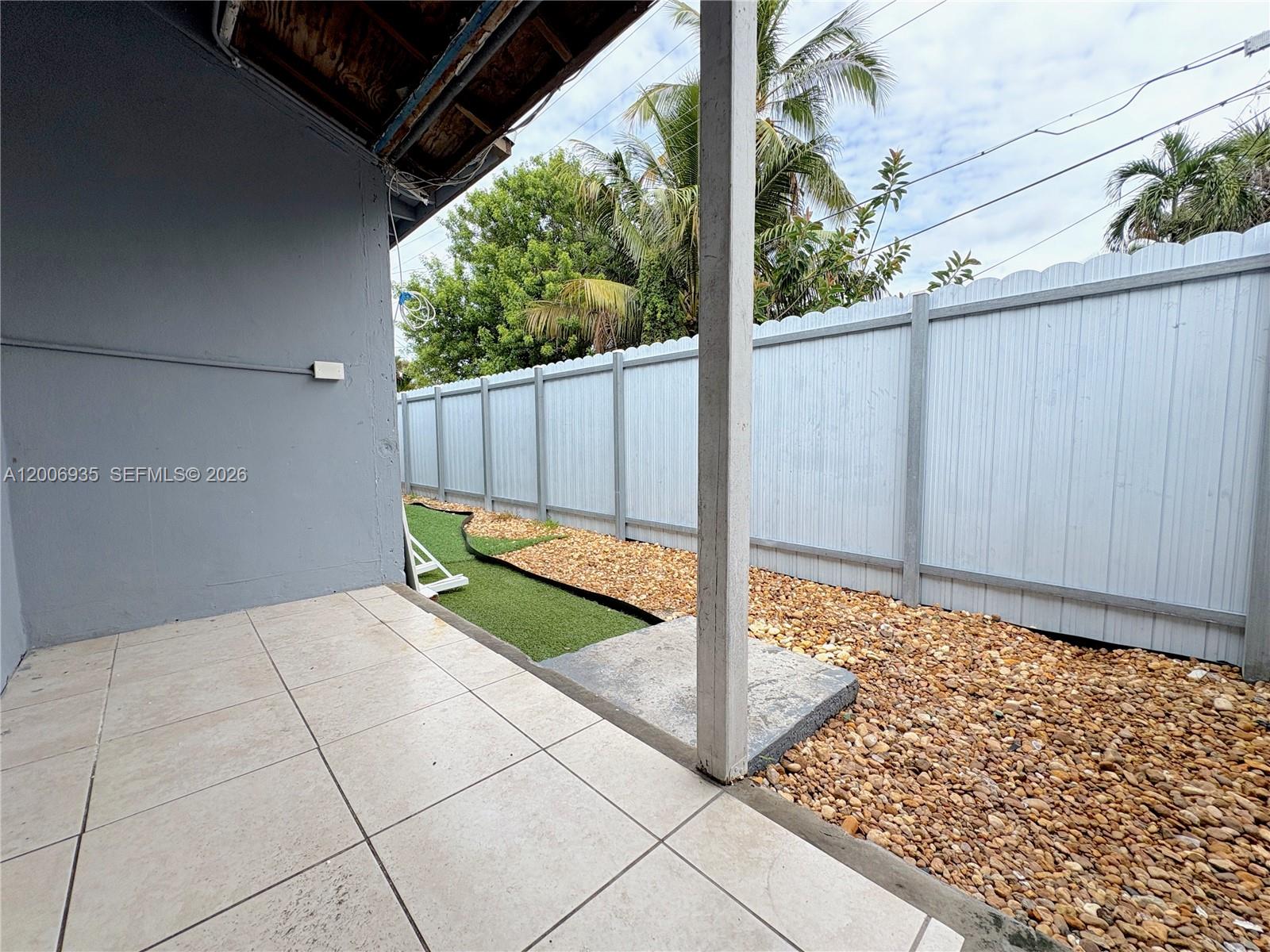 1815 Mckinley St 9 Property Photo 8