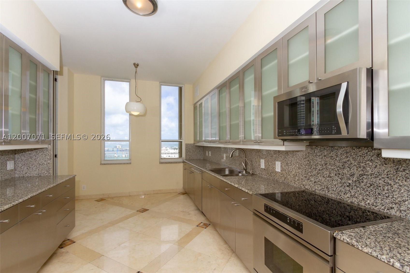 888 Brickell Key Dr 2802 Property Photo 7