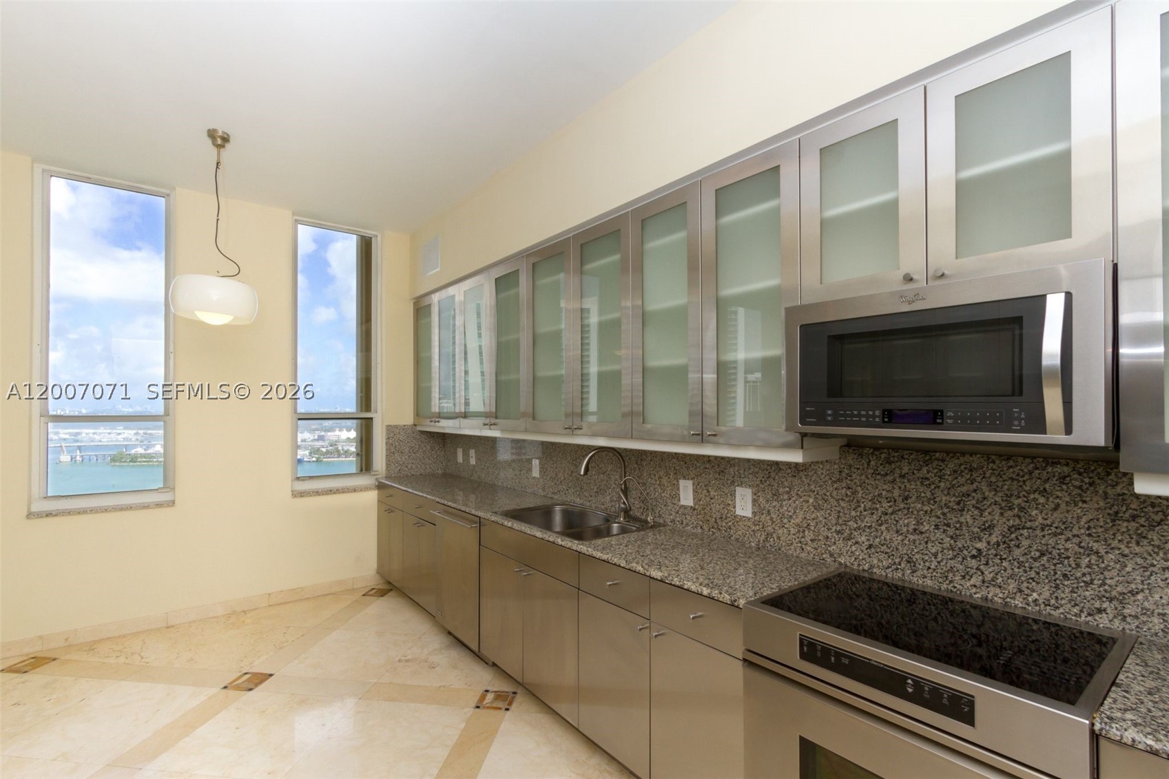 888 Brickell Key Dr 2802 Property Photo 9