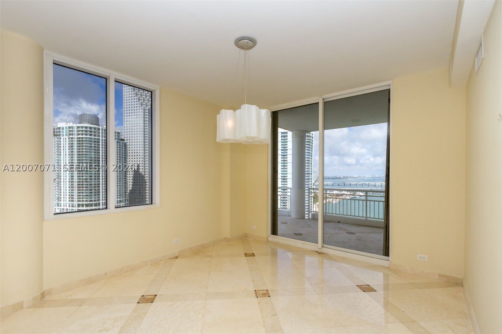 888 Brickell Key Dr 2802 Property Photo 11