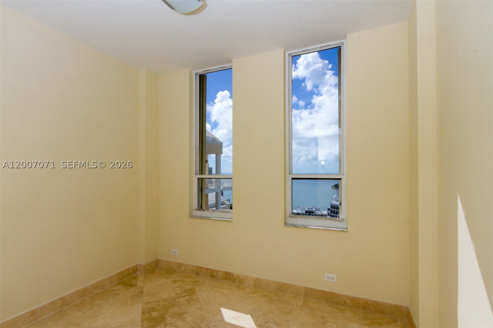 888 Brickell Key Dr 2802 Property Photo 13