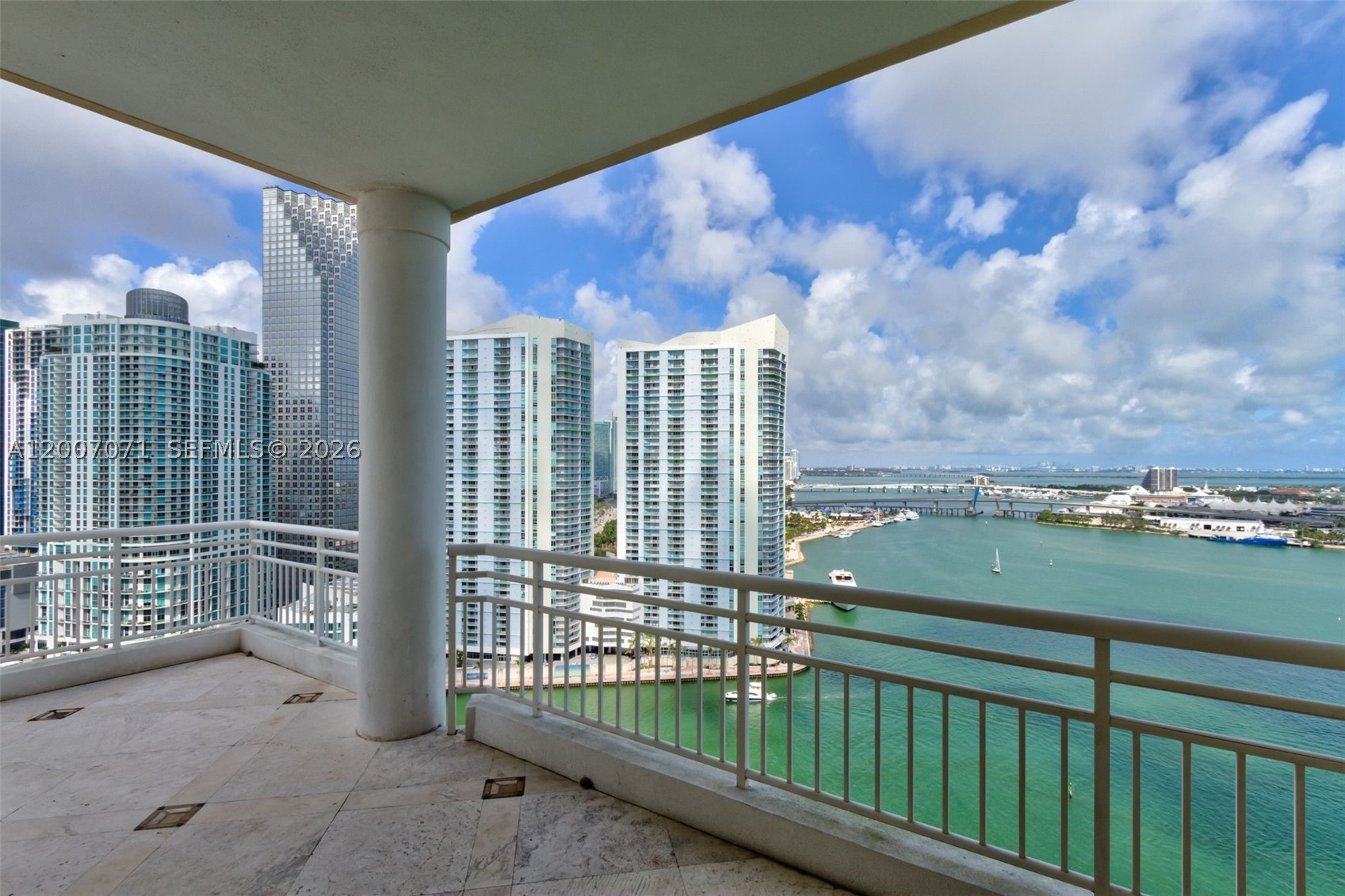 888 Brickell Key Dr 2802 Property Photo 19