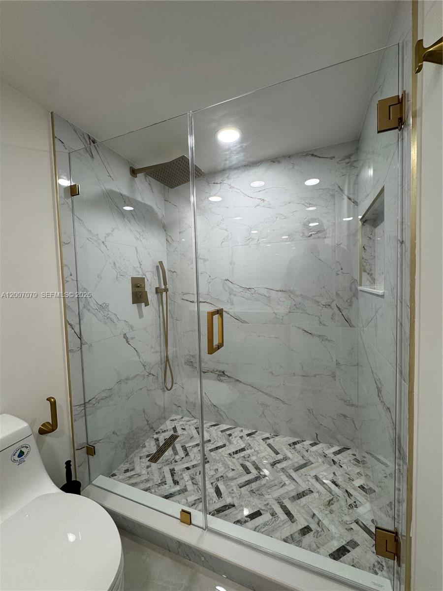 3410 Galt Ocean Dr 901n Property Photo 9