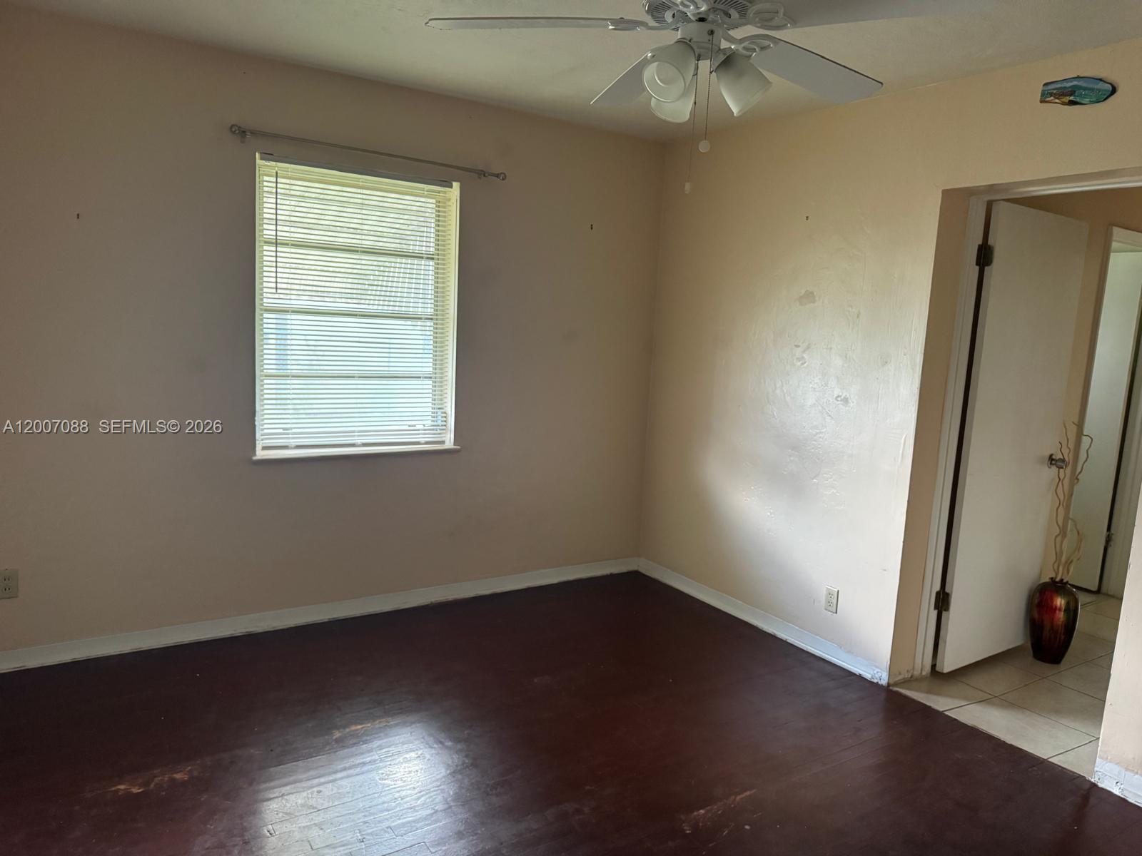 1812 Fillmore St Property Photo 7
