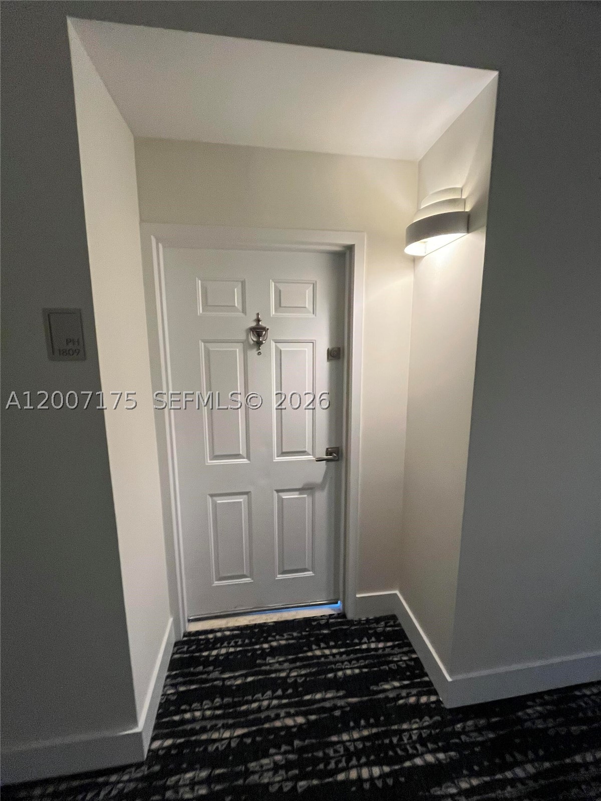 540 Brickell Key Dr 1809 Property Photo 14