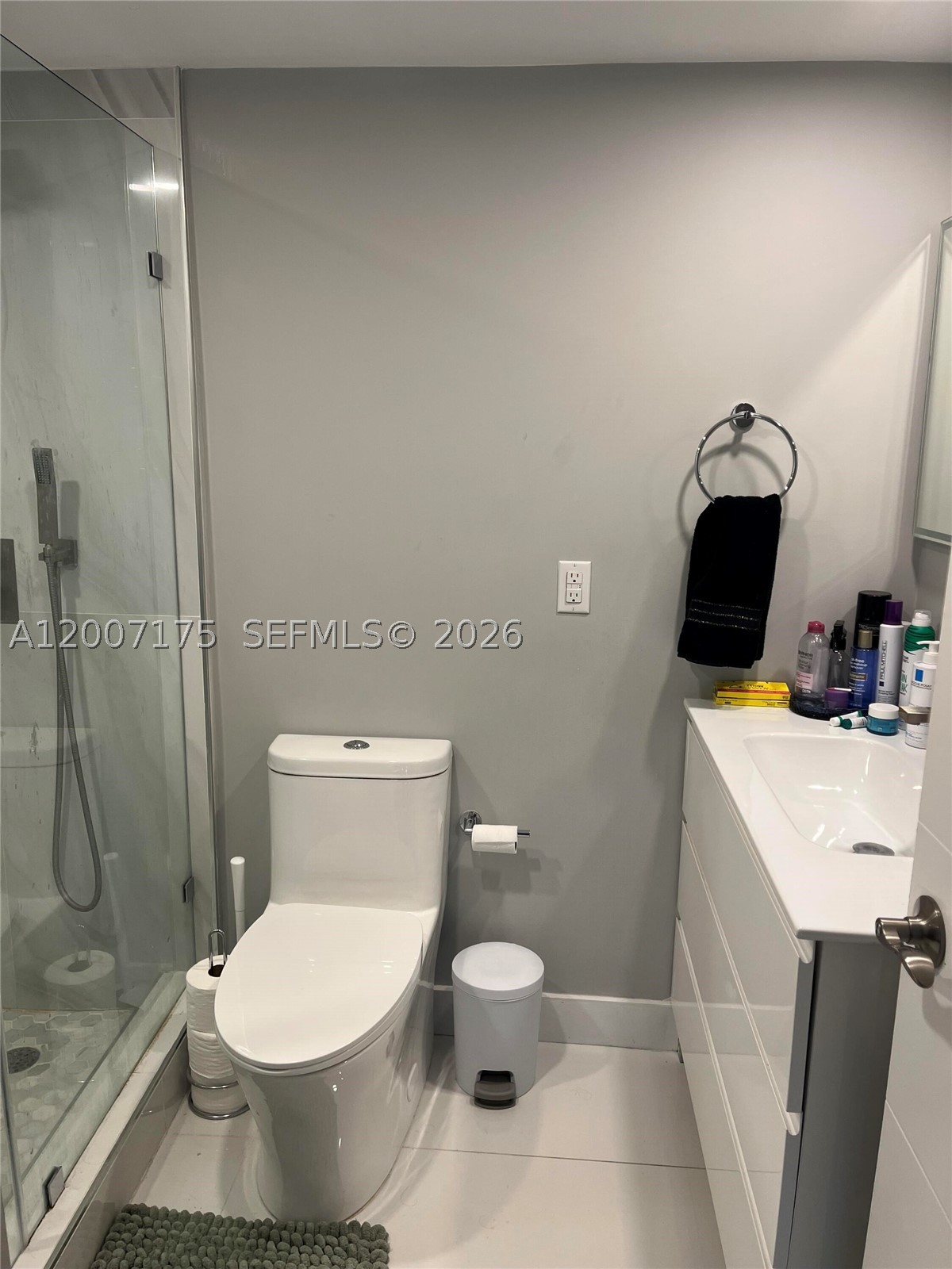 540 Brickell Key Dr 1809 Property Photo 25