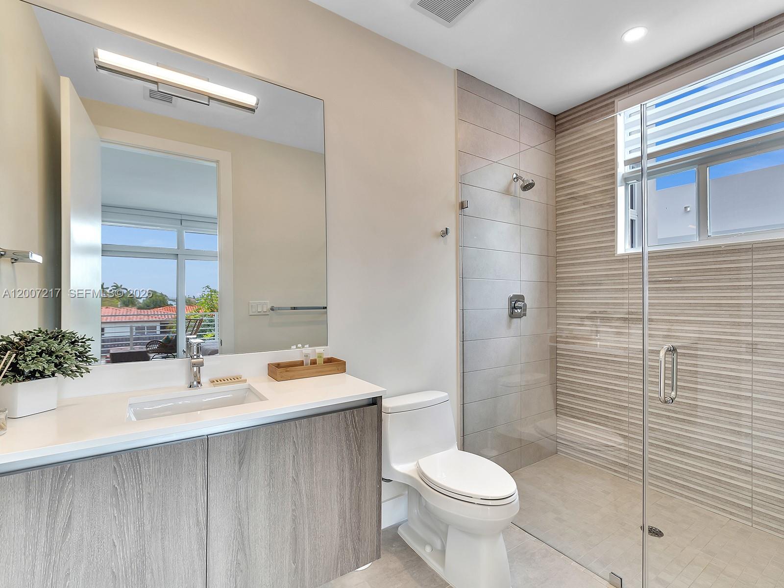 1808 Coral Ridge Dr Property Photo 42