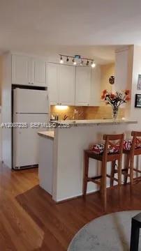 15610 Ne 6th Ave 18c Property Photo 7