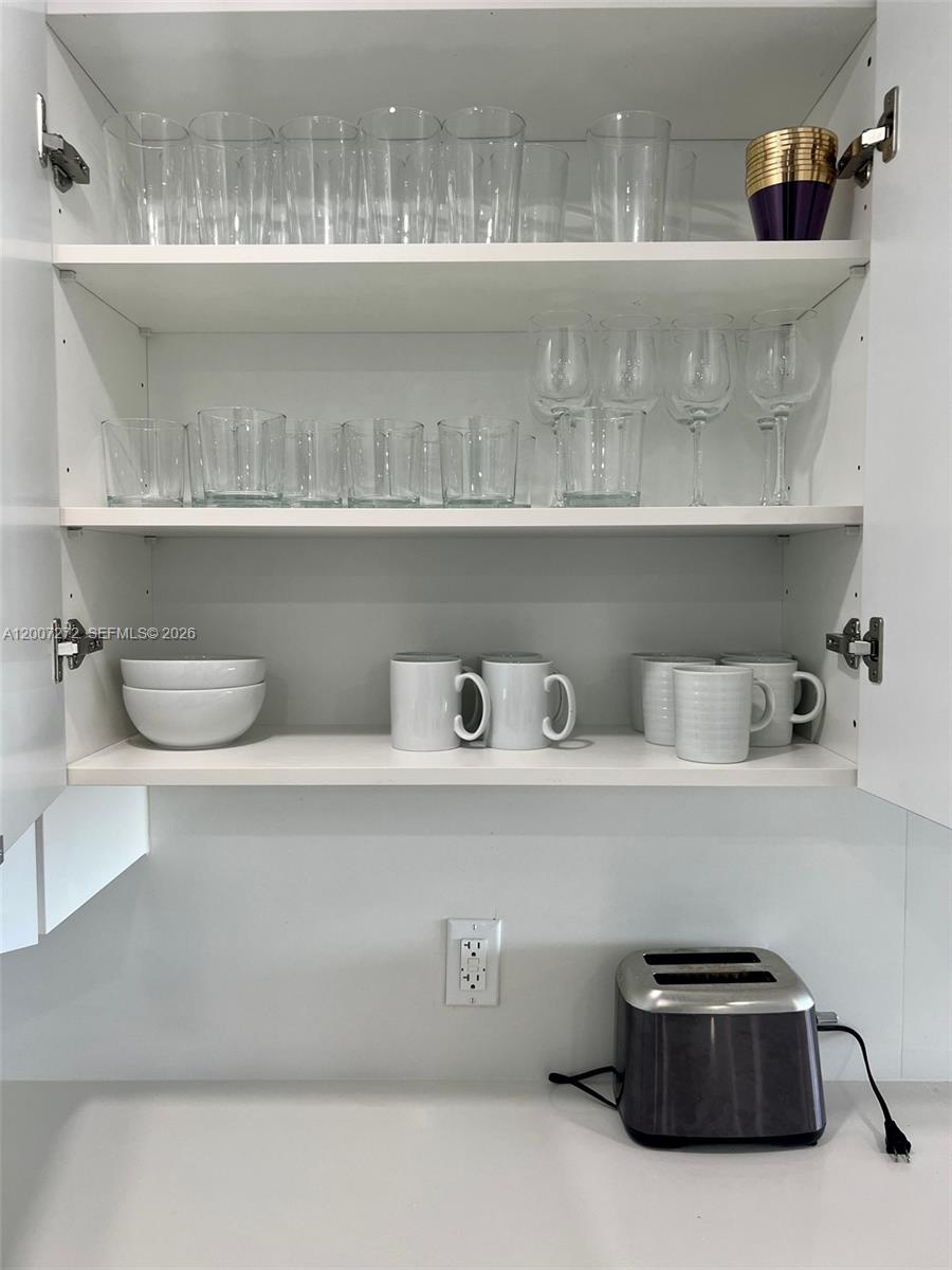 155 Ocean Lane Dr 1011 Property Photo 17