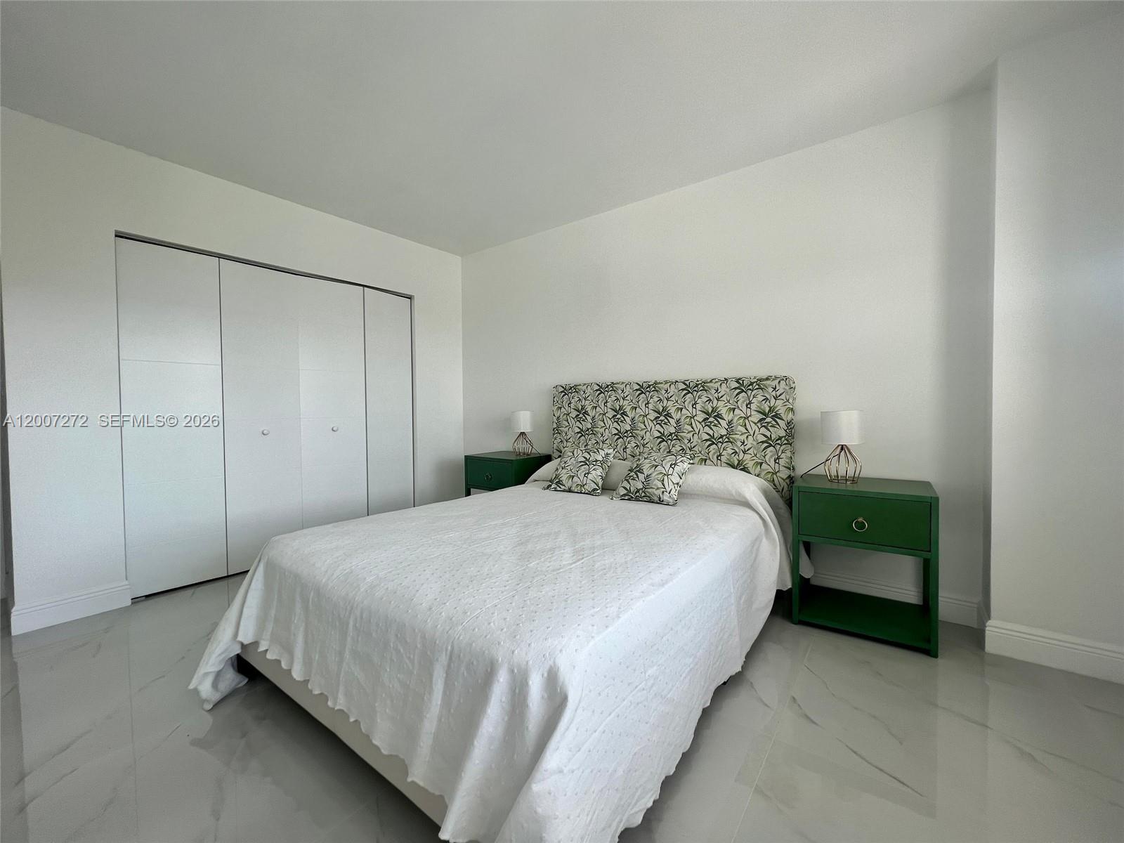 155 Ocean Lane Dr 1011 Property Photo 28