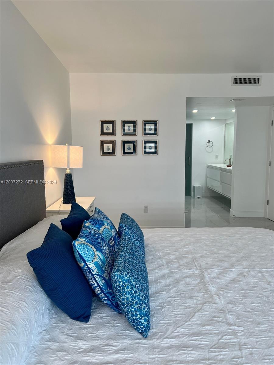 155 Ocean Lane Dr 1011 Property Photo 34