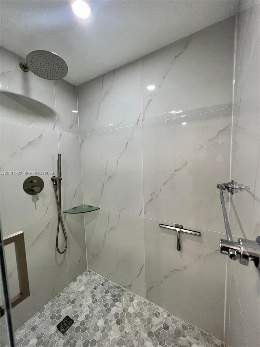 155 Ocean Lane Dr 1011 Property Photo 44