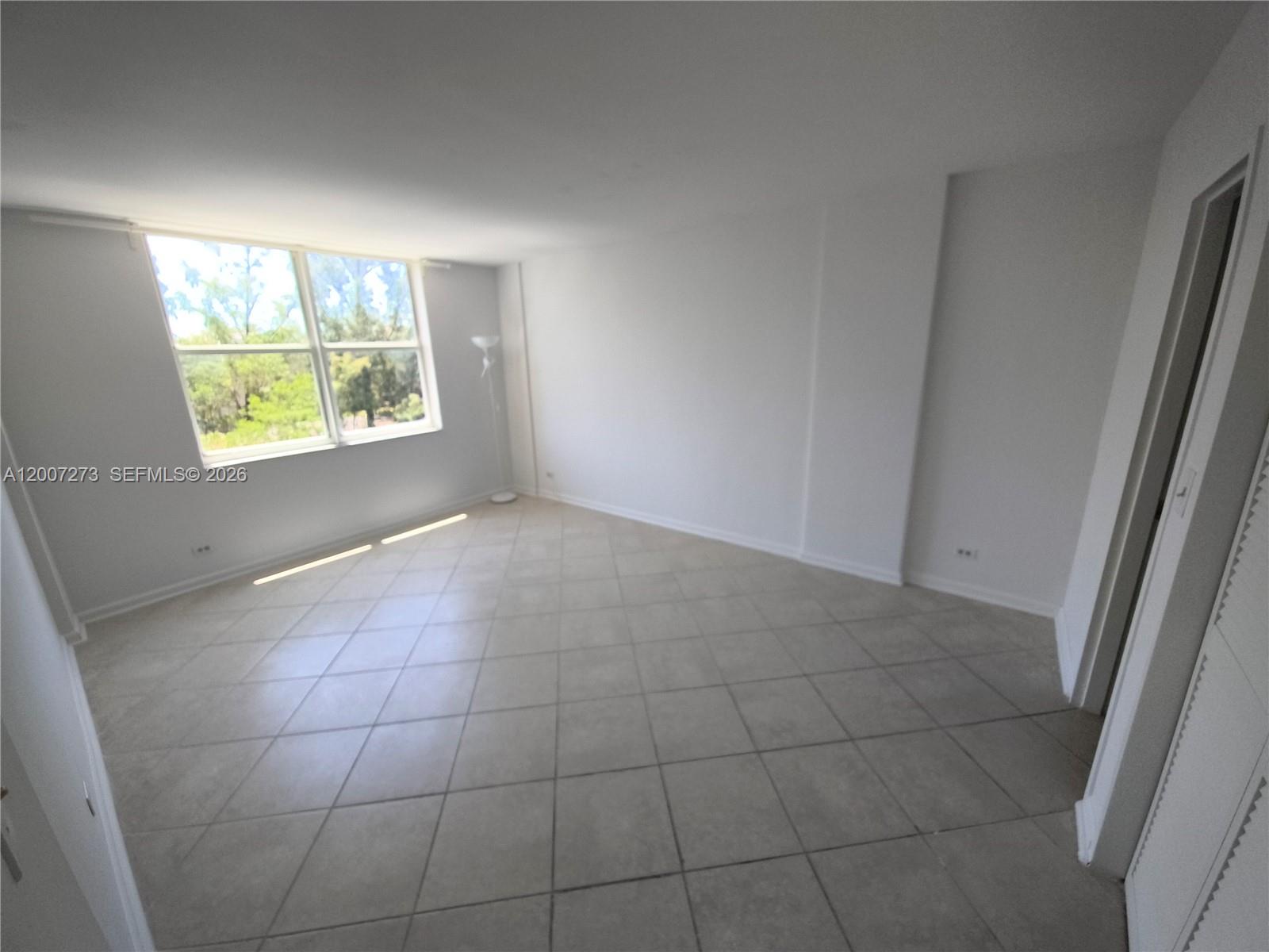 3660 Ne 166th St 302 Property Photo 11