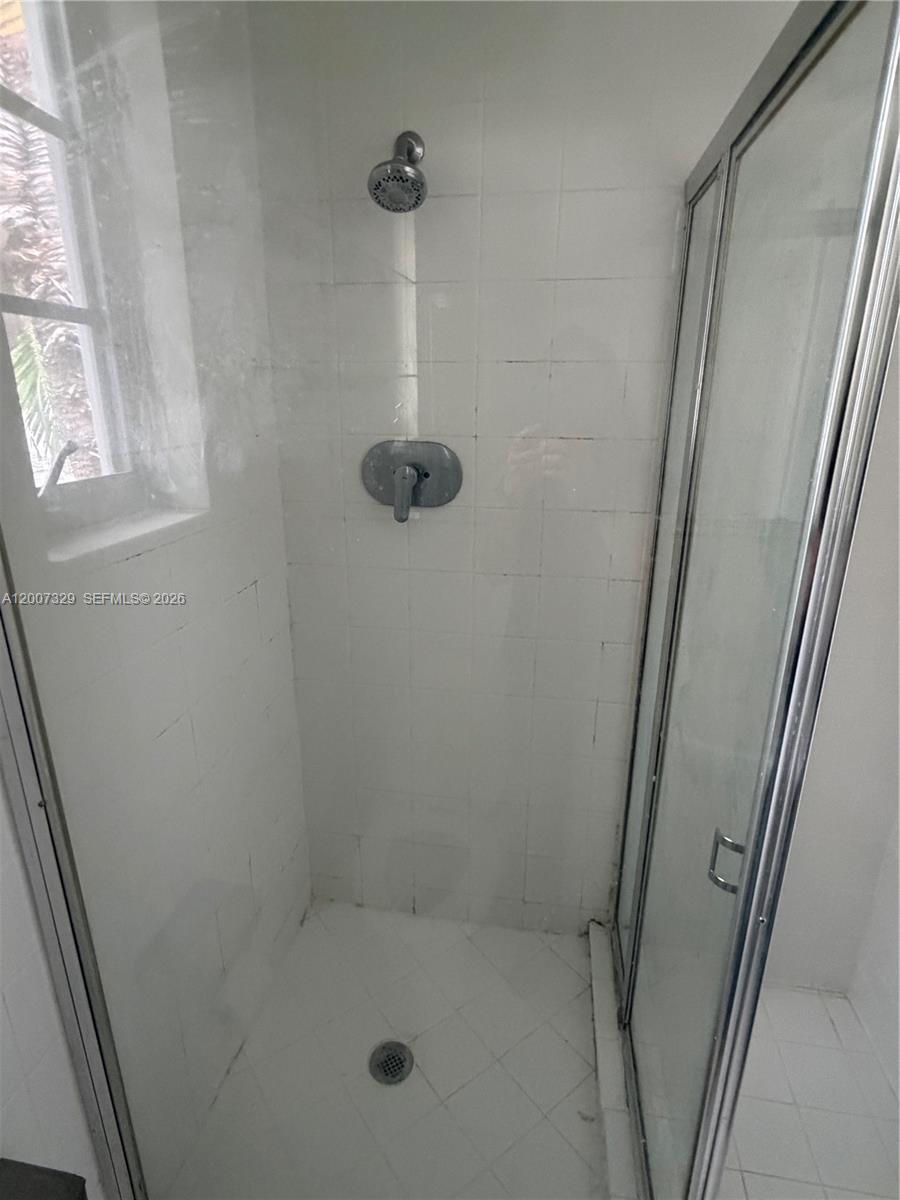 1551 Lenox Ave 7 Property Photo 17