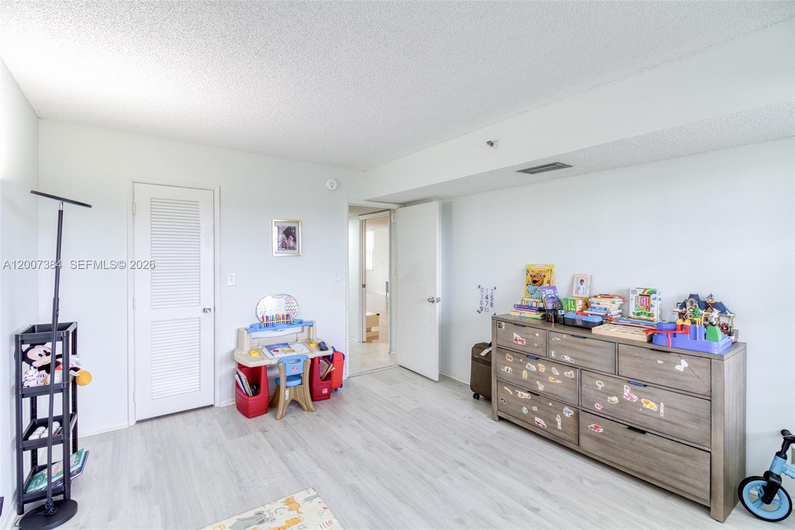 4015 W Palm Aire Dr 506 Property Photo 29