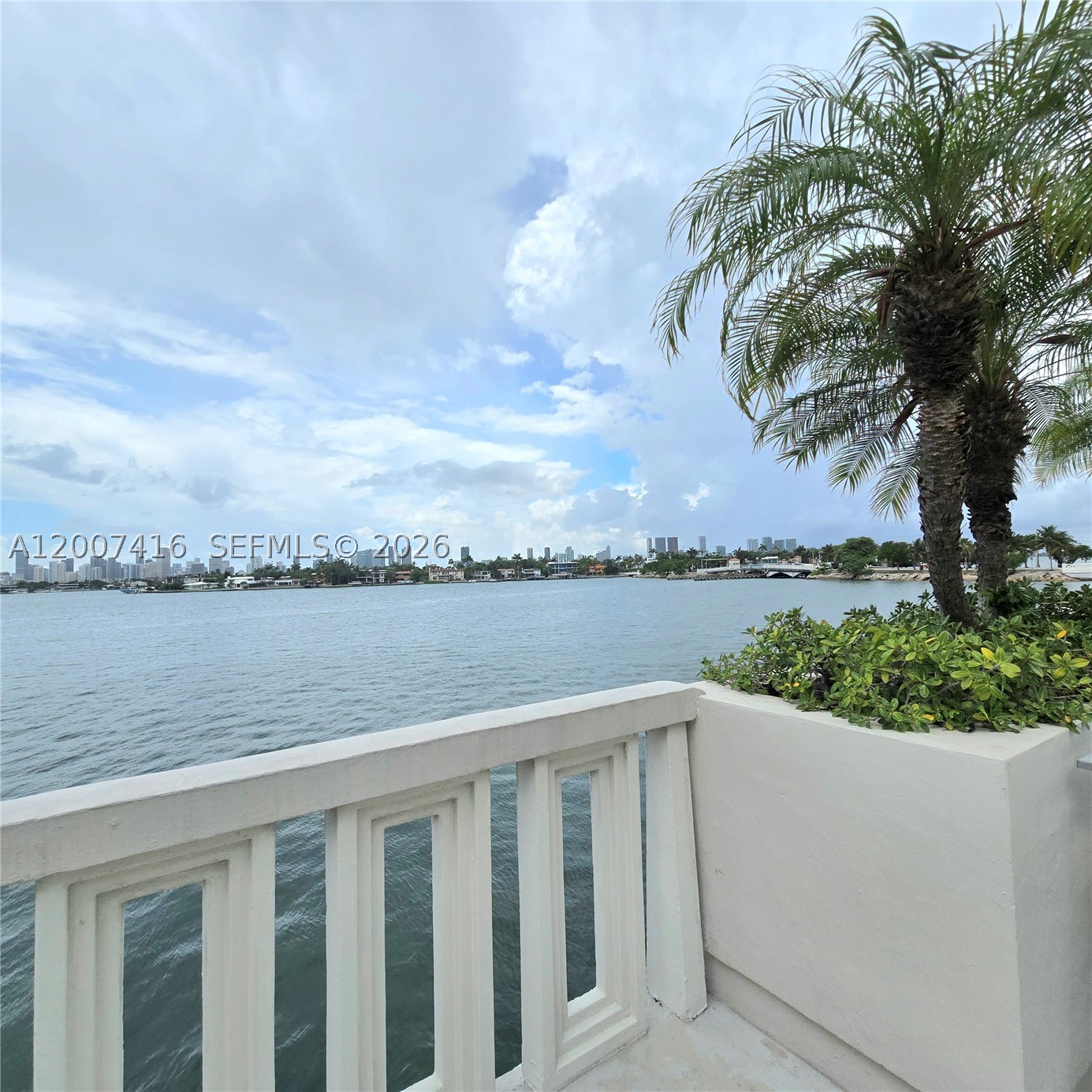 5 Island Ave 5a Property Photo 9