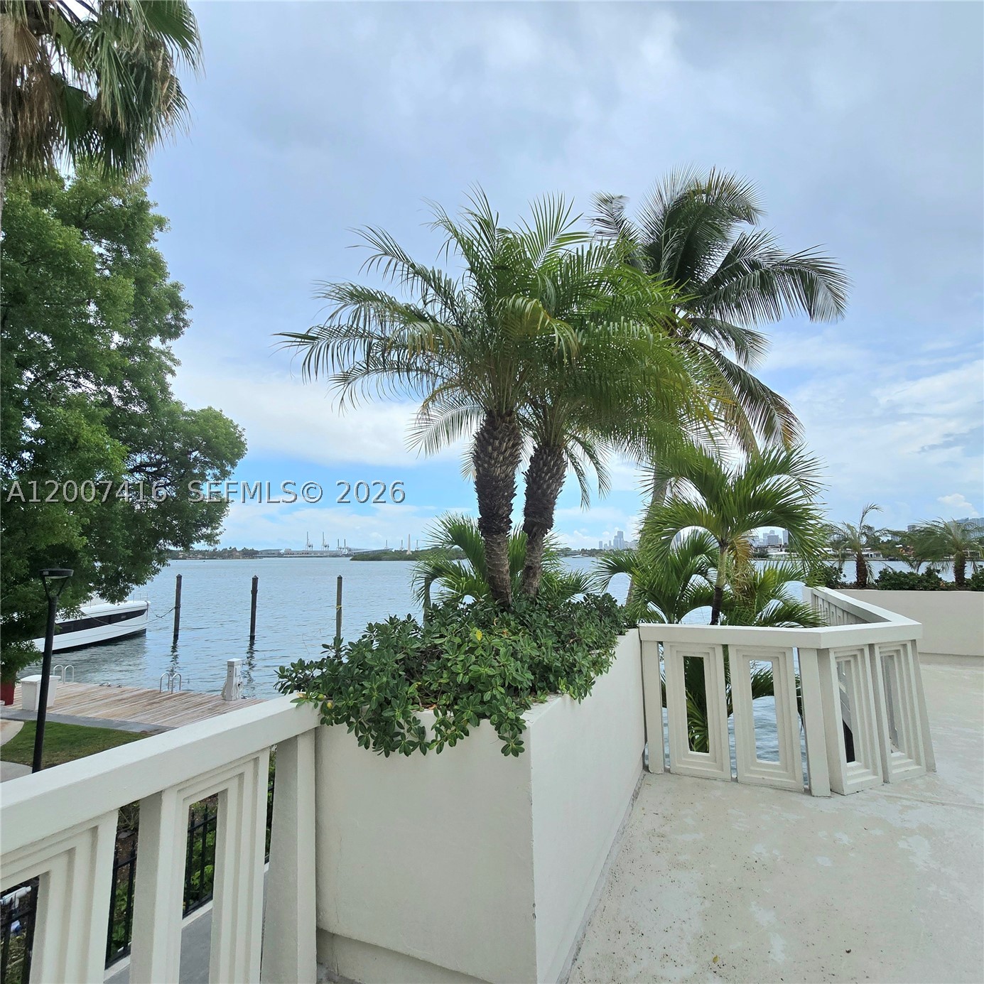 5 Island Ave 5a Property Photo 10