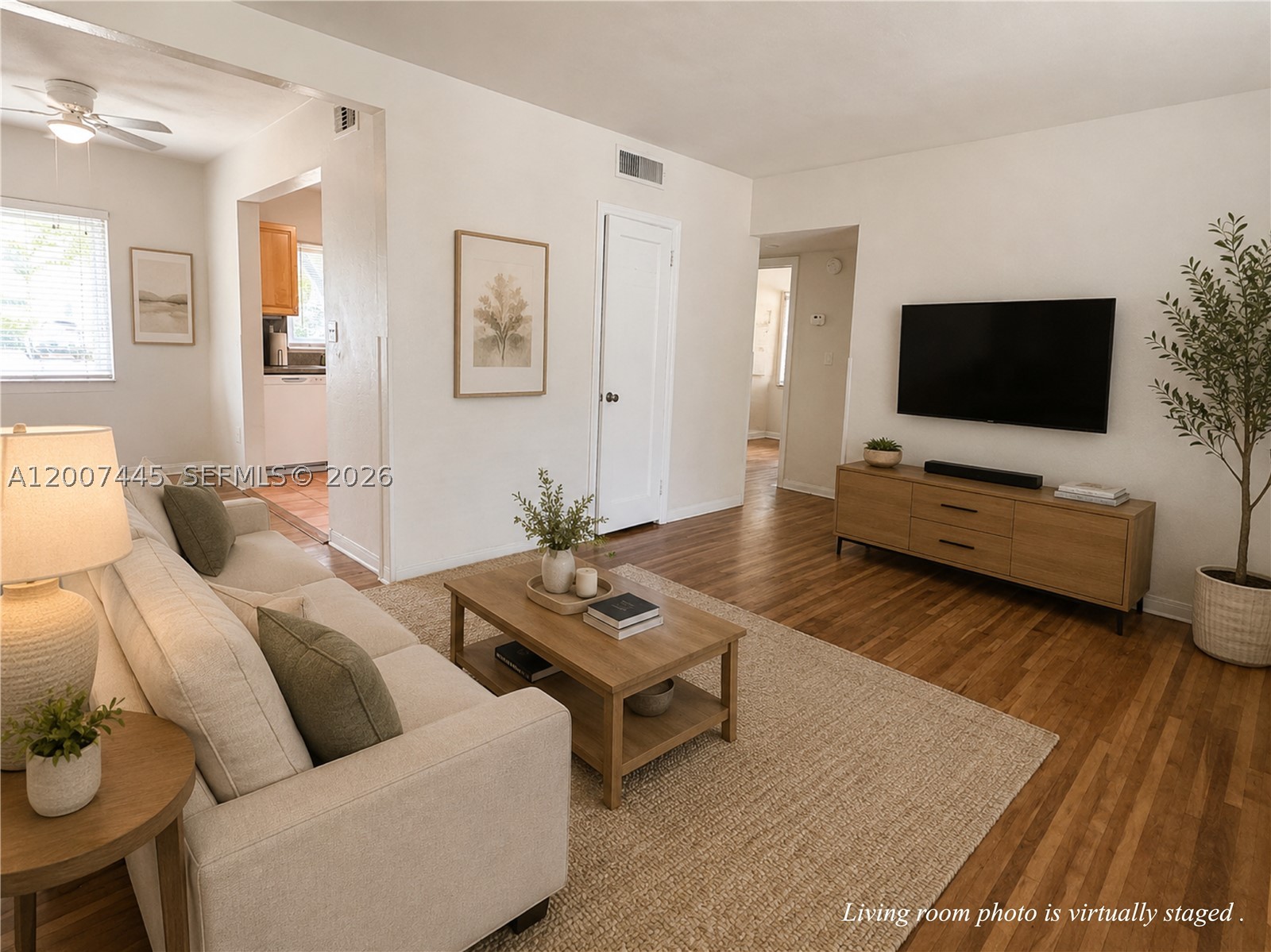 7734 Sw 55th Ave B Property Photo 2