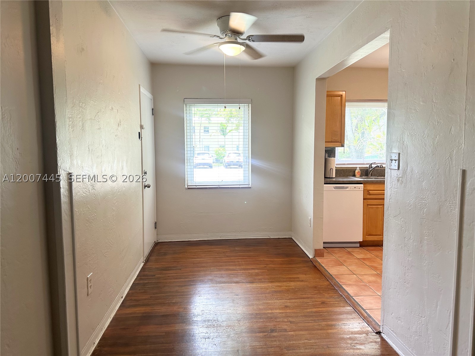 7734 Sw 55th Ave B Property Photo 5